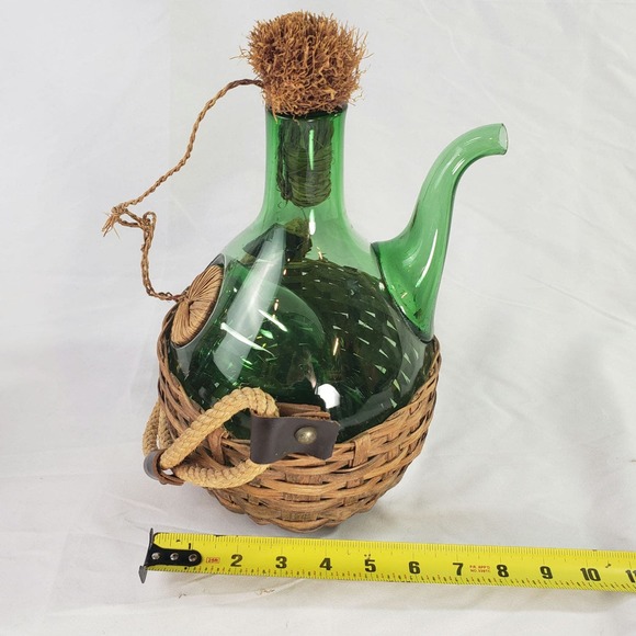 Vintage Hand Blown Green Glass Wine Decanter Ice Chamber Woven Holder Handle - Picture 9 of 9